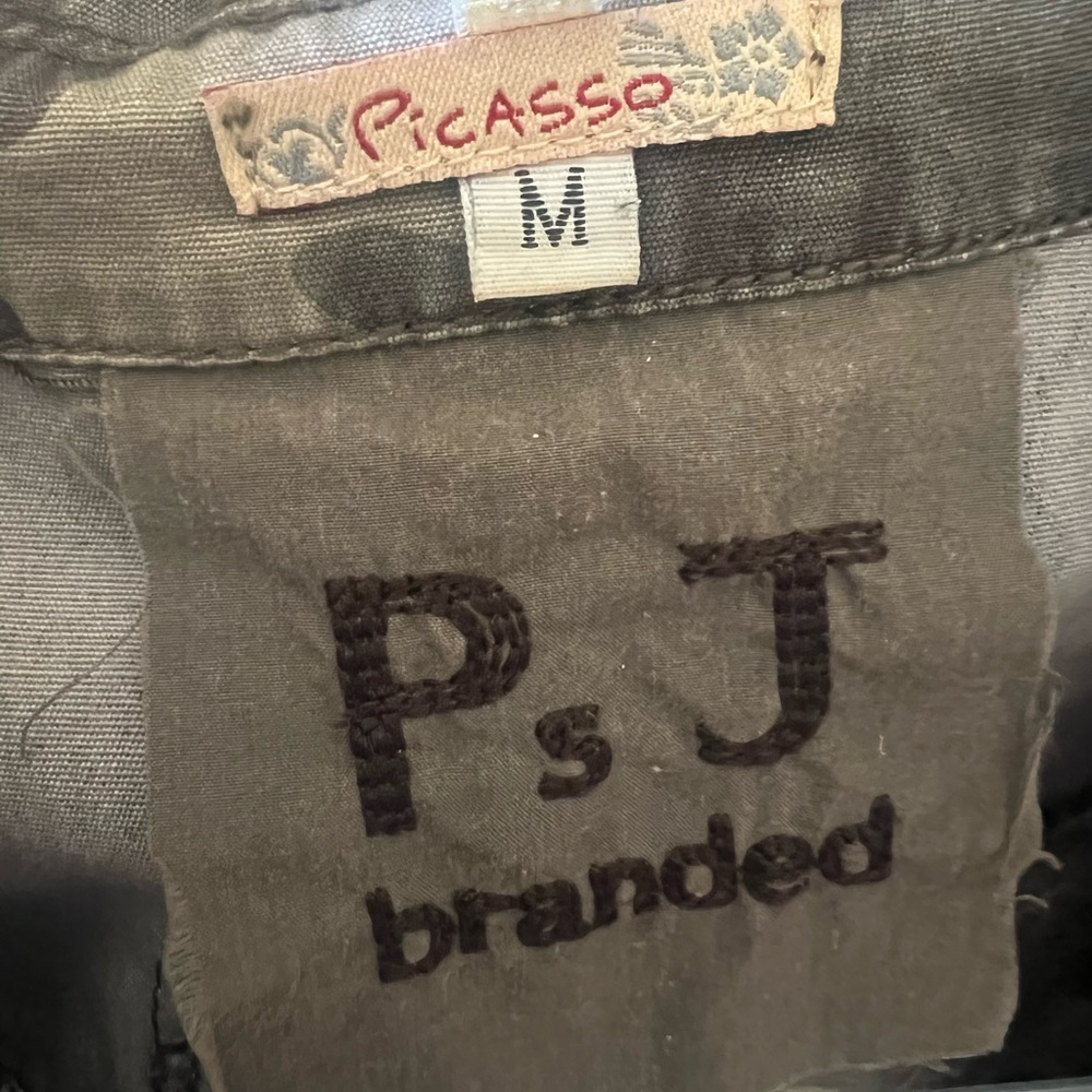 Army patterned jacket, size medium! - Picture 3 of 3